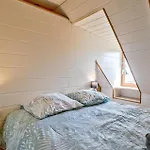 Amazing In Quettreville-sur-sienn With Wifi *