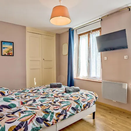 Casa de Férias Awesome In Quettreville-sur-sienn With Wifi *