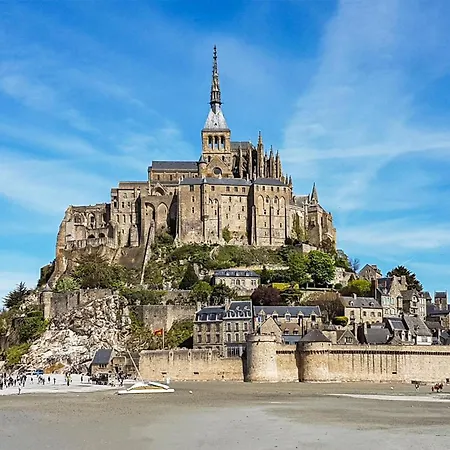 Casa de Férias Awesome In Quettreville-sur-sienn With Wifi Quettreville-sur-Sienne