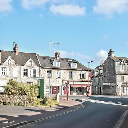 Casa de Férias Awesome In Quettreville-sur-sienn With Wifi Quettreville-sur-Sienne